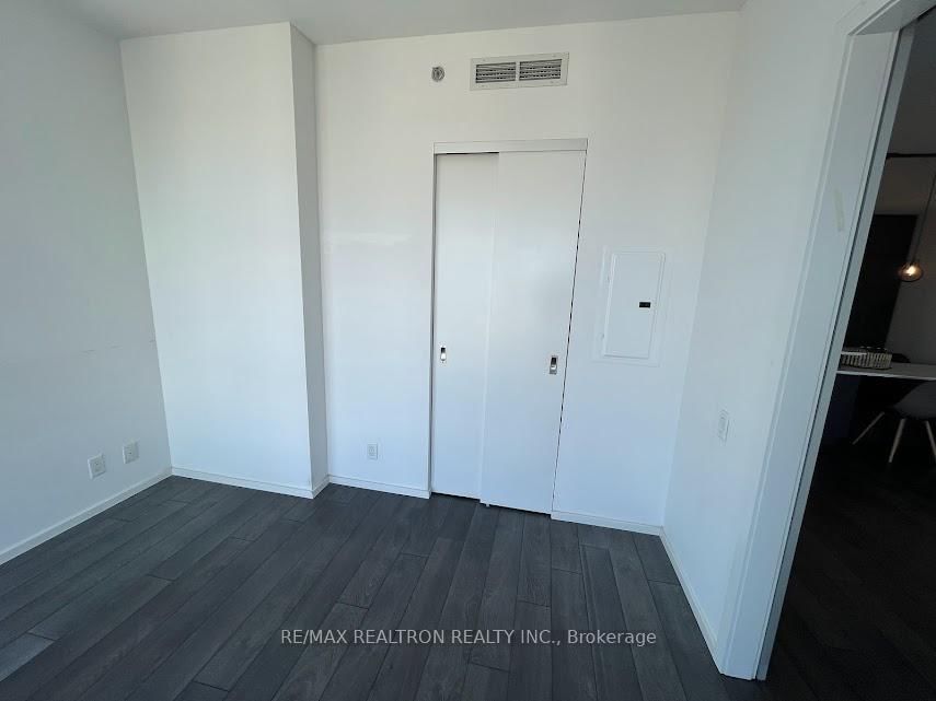 5 St Joseph Avenue, Unit 3101 - Photo 4