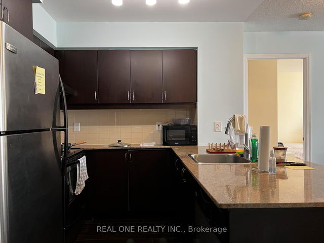 710 - 27 Rean Drive