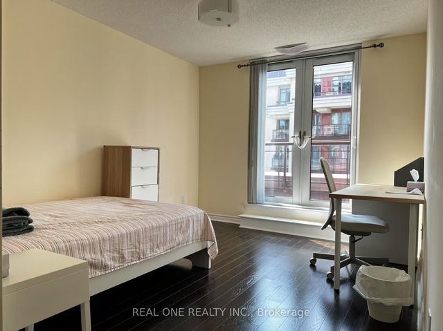 710 - 27 Rean Drive