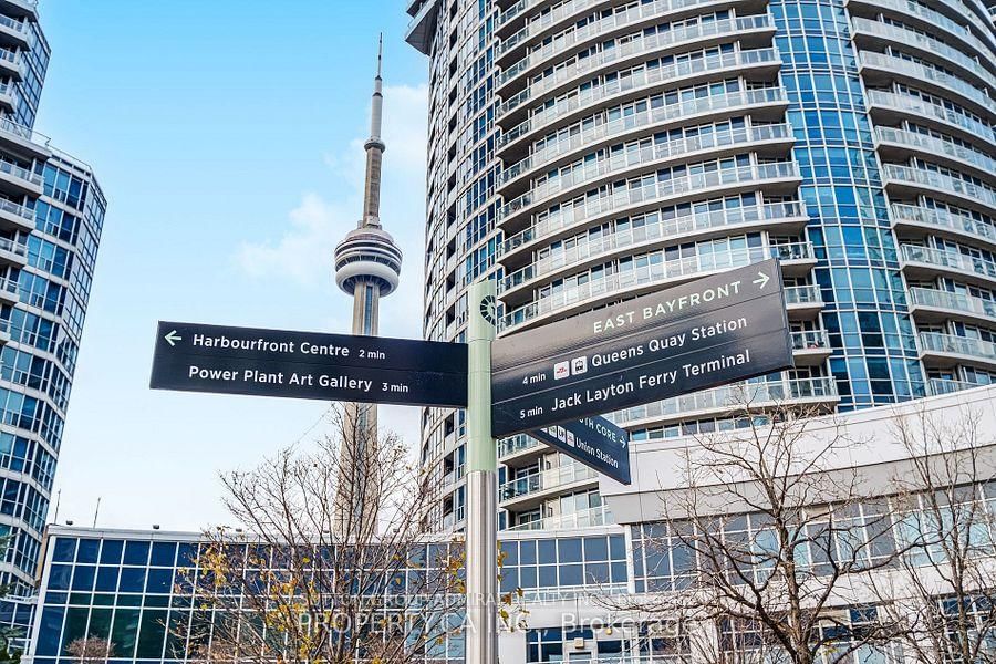Condo for sale at 1109-208 Queens Quay, Toronto, Waterfront Communities C1, M5J 2Y5 - MLS: C12132739