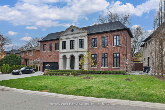 125 Sandringham Drive