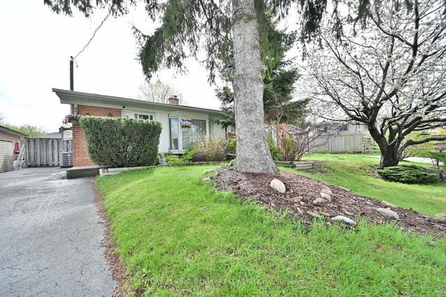 10 Billington Crescent