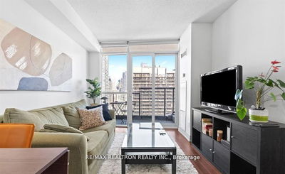 Unit 2208 — 25 Carlton St, Toronto - Church-Yonge Corridor image-0-4