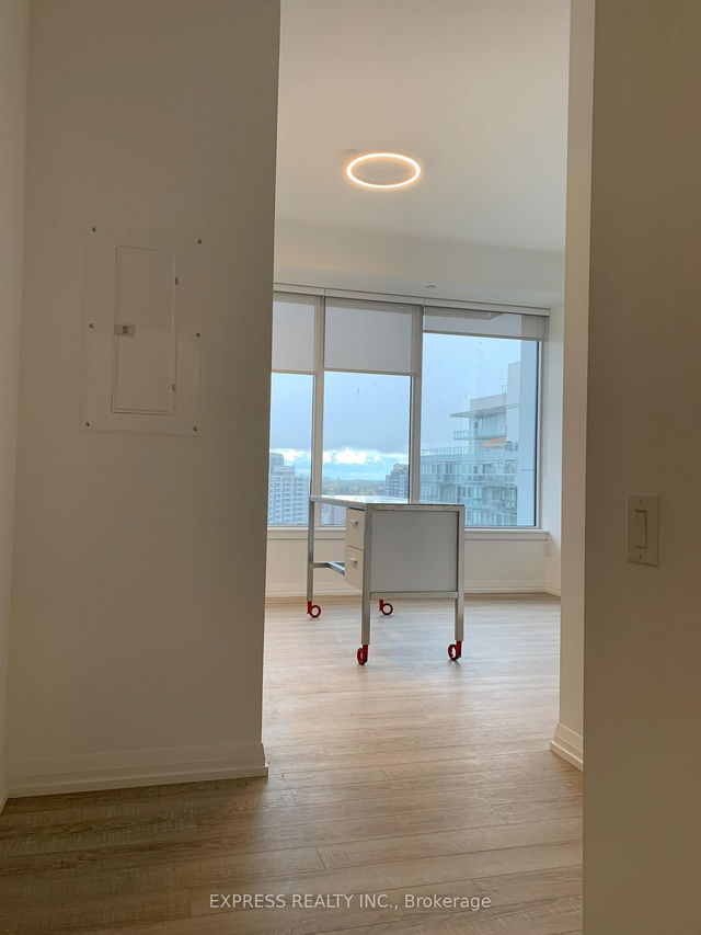 1807 - 75 Canterbury Place