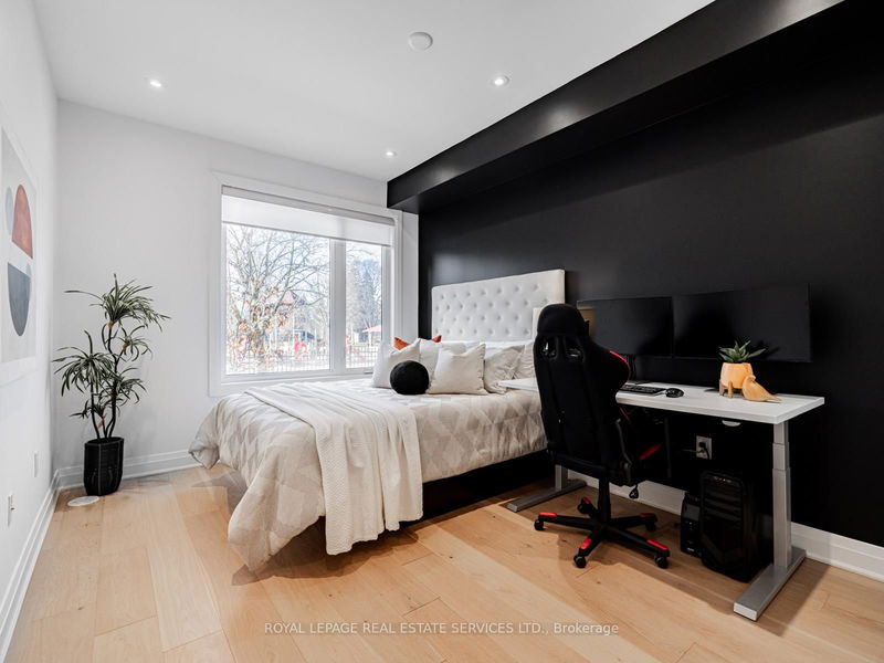 Room2