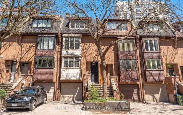 211 Mutual Street
