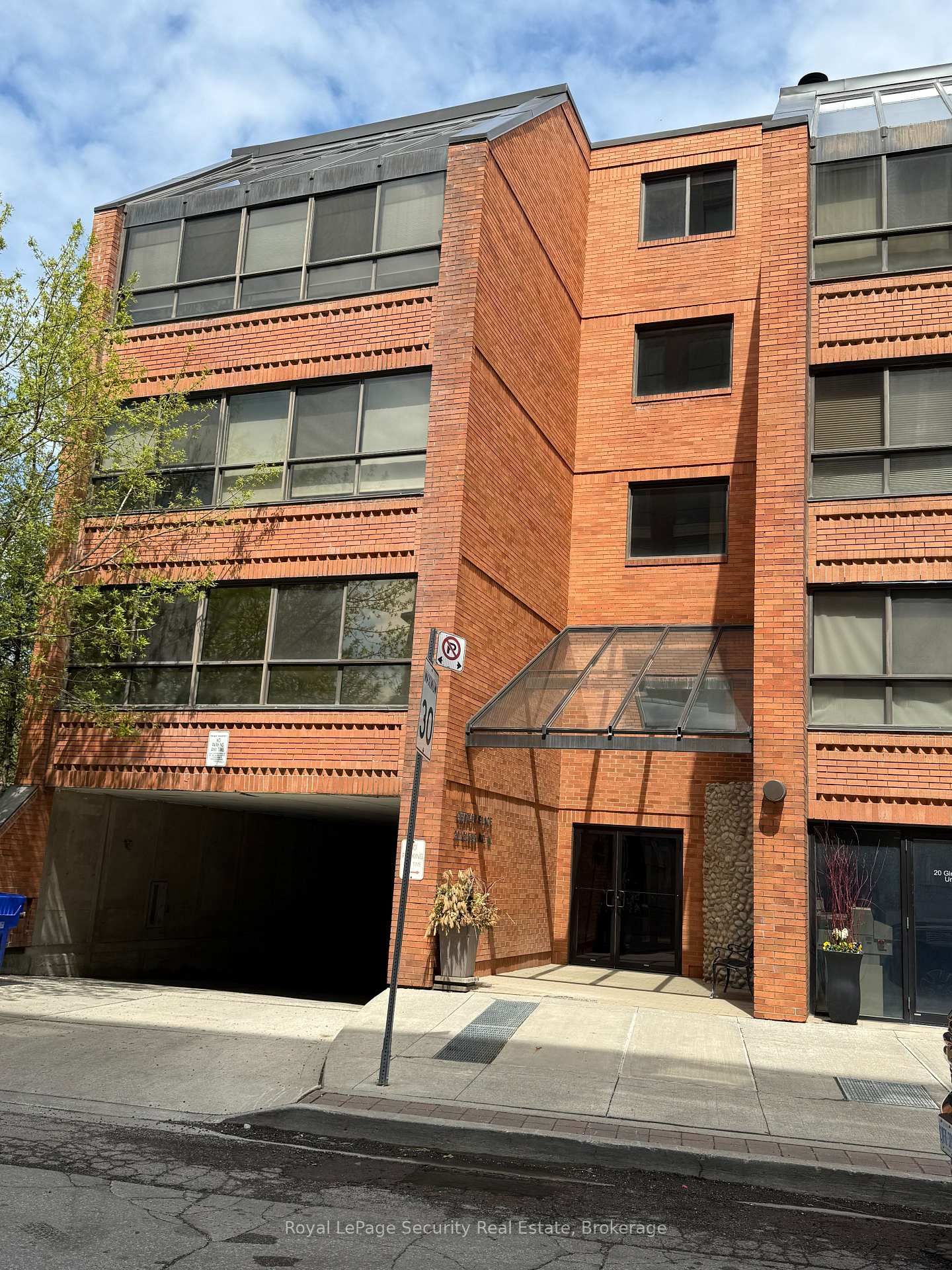 Condo for sale at 10-20 Glebe Road, Toronto, Yonge-Eglinton, M5P 1C9 - MLS: C12133736