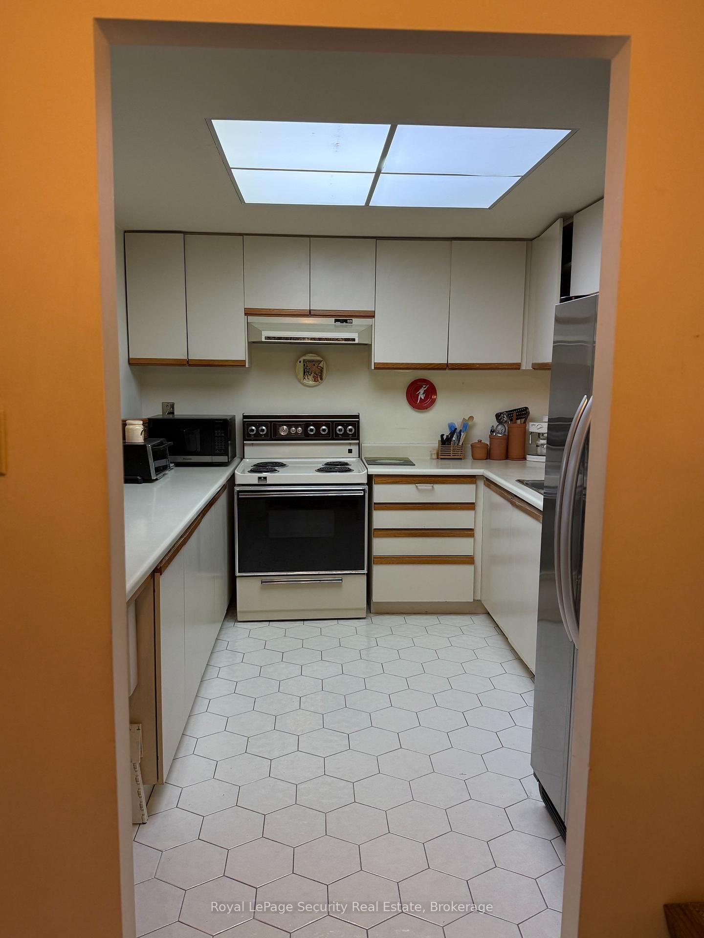 Condo for sale at 10-20 Glebe Road, Toronto, Yonge-Eglinton, M5P 1C9 - MLS: C12133736