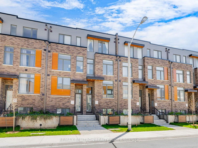 109 Green Gardens Blvd, Toronto - Englemount-Lawrence image-0-0