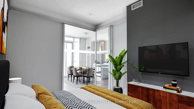 1802 - 38 Dan Leckie Way