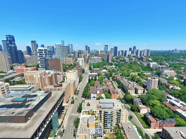 3412 - 251 Jarvis Street