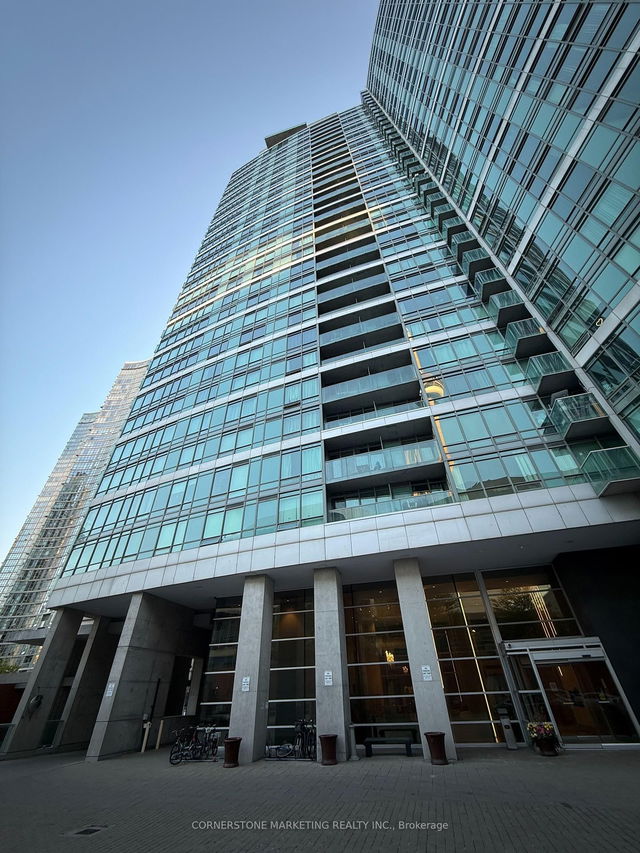 3703 - 81 Navy Wharf Court