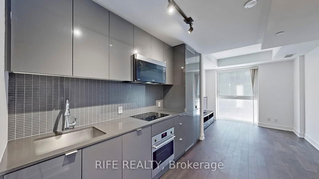 519 - 7 Grenville Street