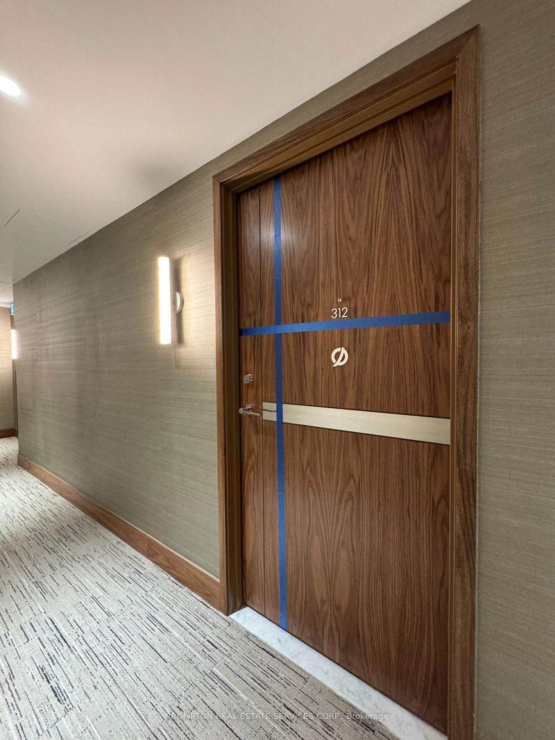 Room1