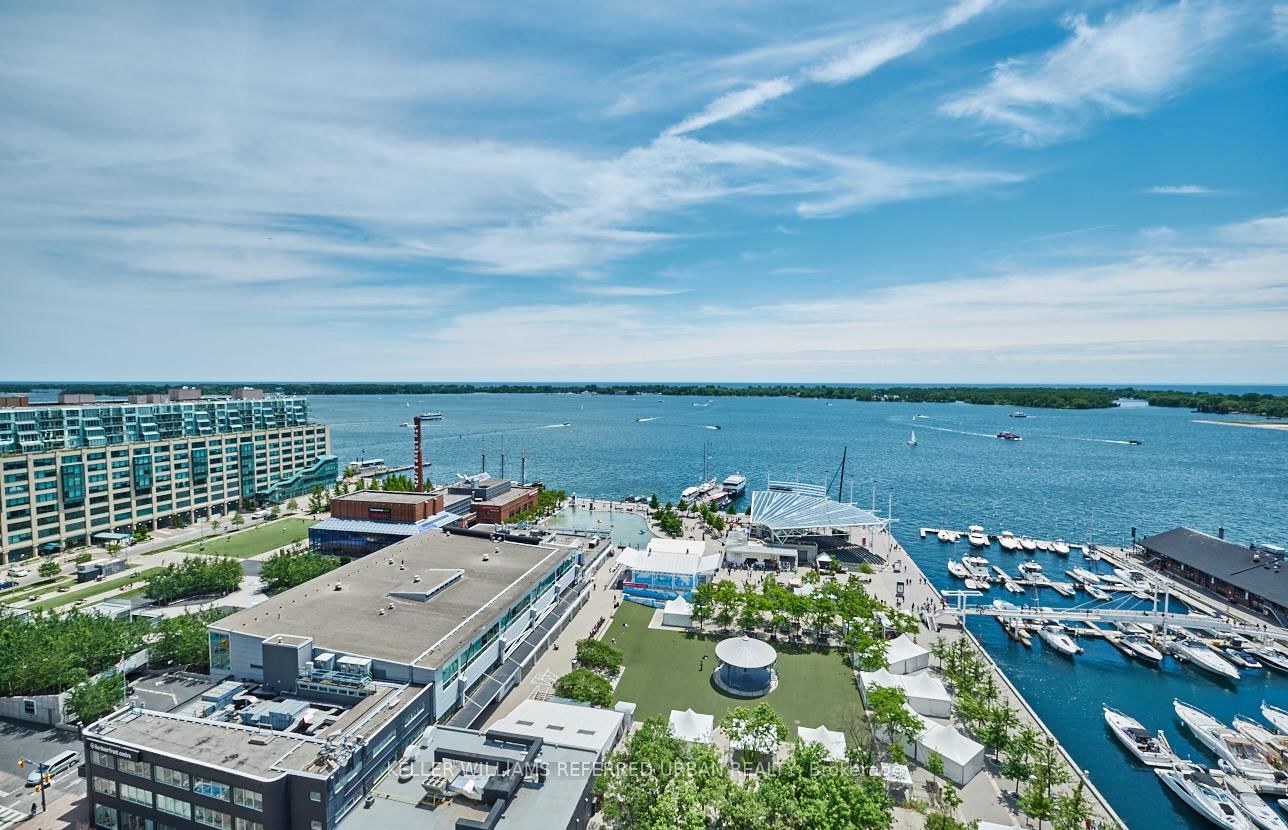 Condo for sale at 2117-230 Queens Quay, Toronto, Waterfront Communities C1, M5J 2Y7 - MLS: C12134223