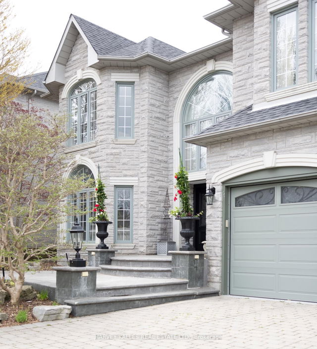 60 Bowan Court