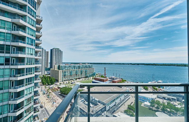 2117 - 230 Queens Quay