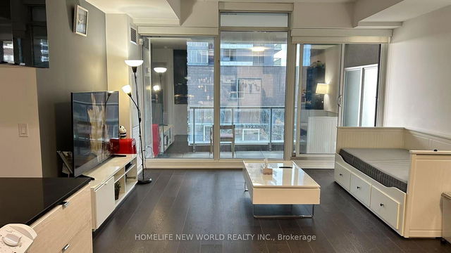 221 - 72 Esther Shiner Boulevard