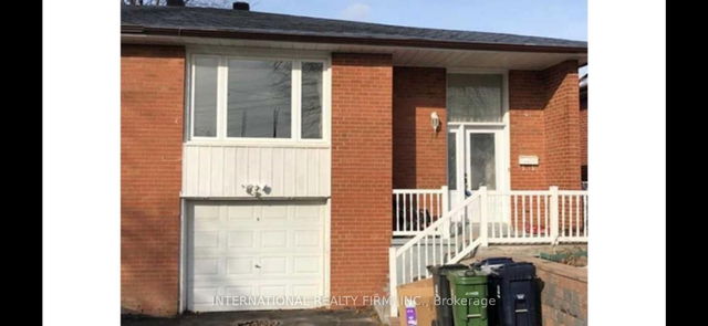 14 Reiber Crescent