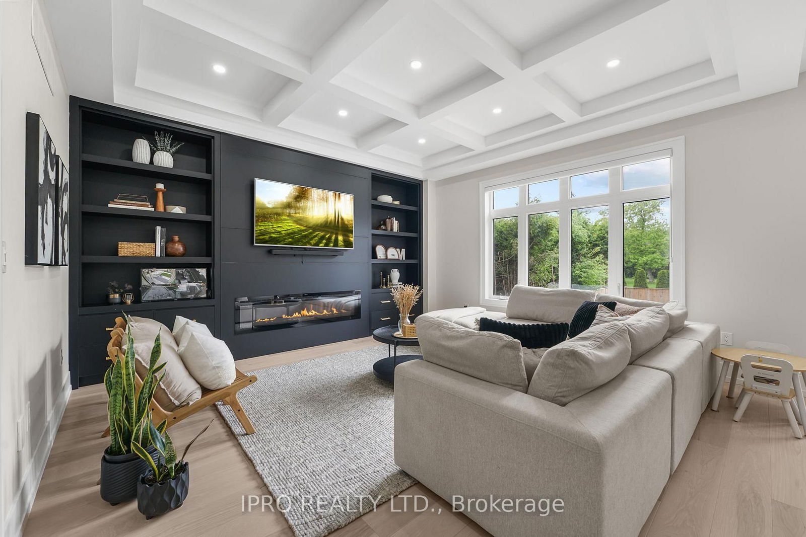 Detached House for sale at 262 Senlac Road, Toronto, Willowdale West, M2R 1P8 - MLS: C12134570