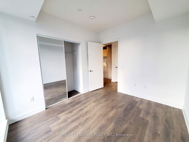 1605 - 130 River Street