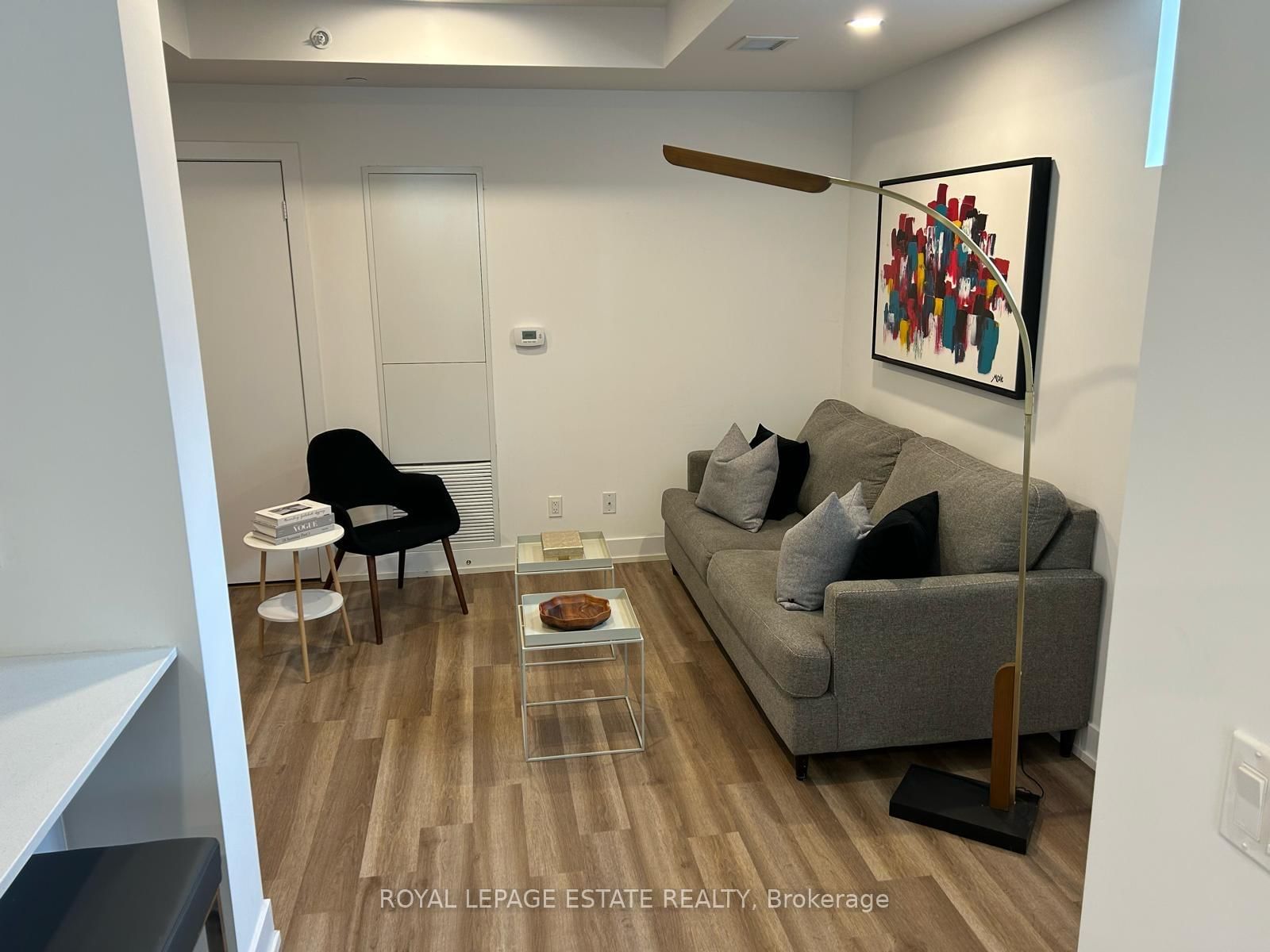 175 Pears Avenue, Unit Th8 - Photo 13