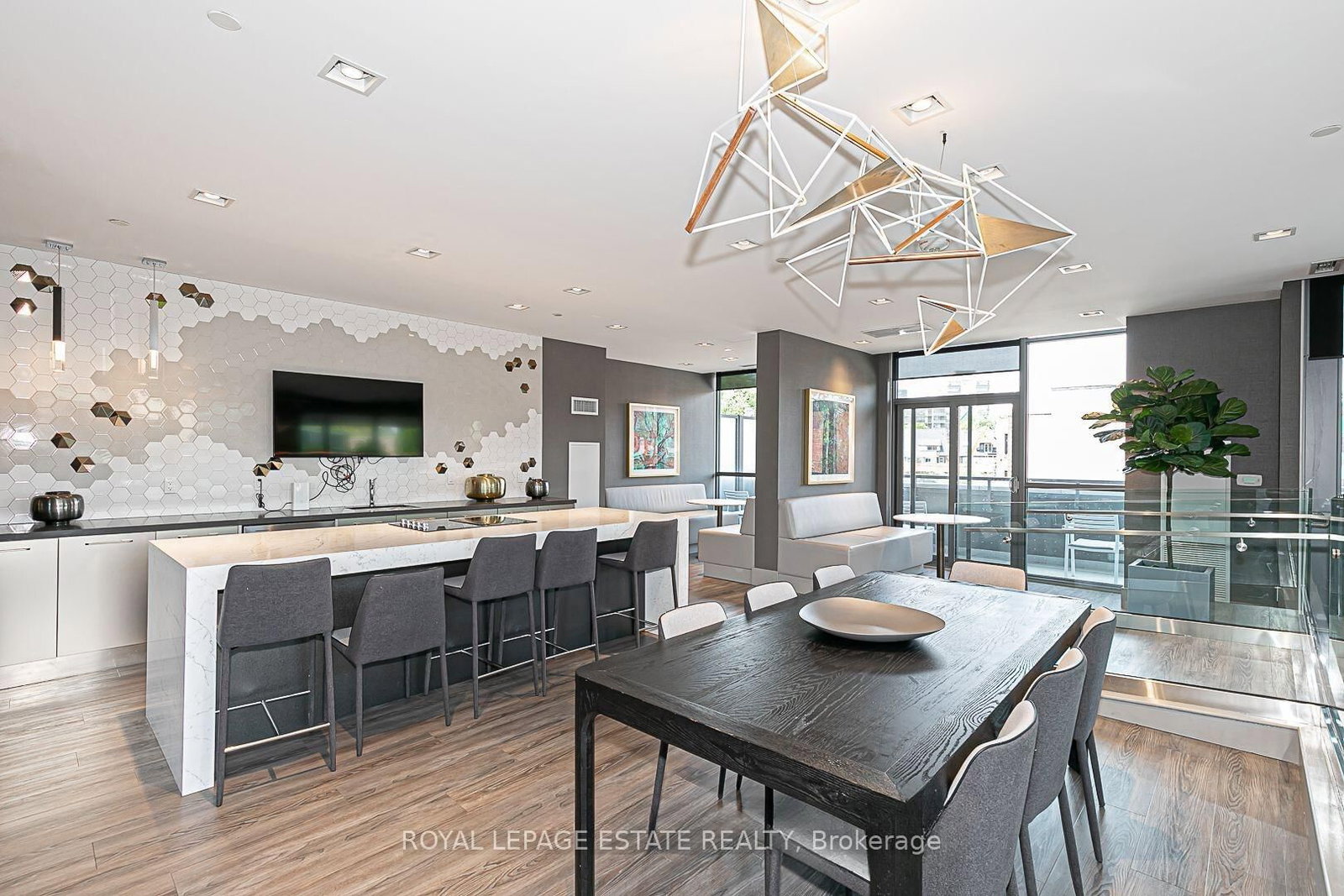 175 Pears Avenue, Unit Th8 - Photo 30