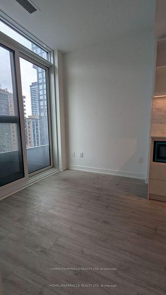Room1