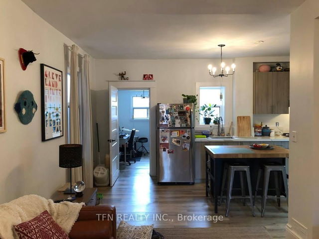 1 - 222 Oakwood Avenue