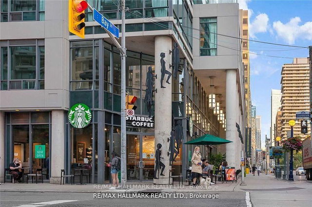 505 - 1121 Bay Street