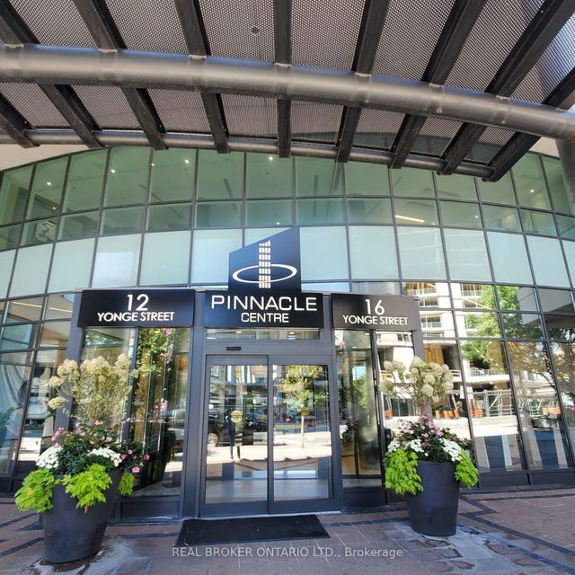 2107 - 12 Yonge Street