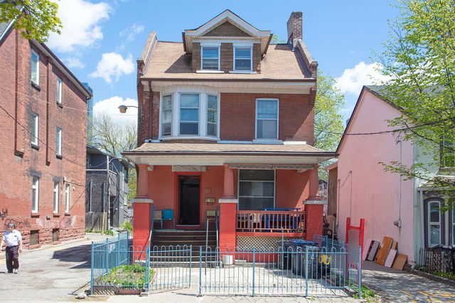 35 Huron Street