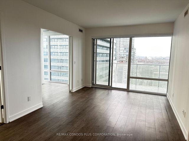 3012 - 501 Yonge Street