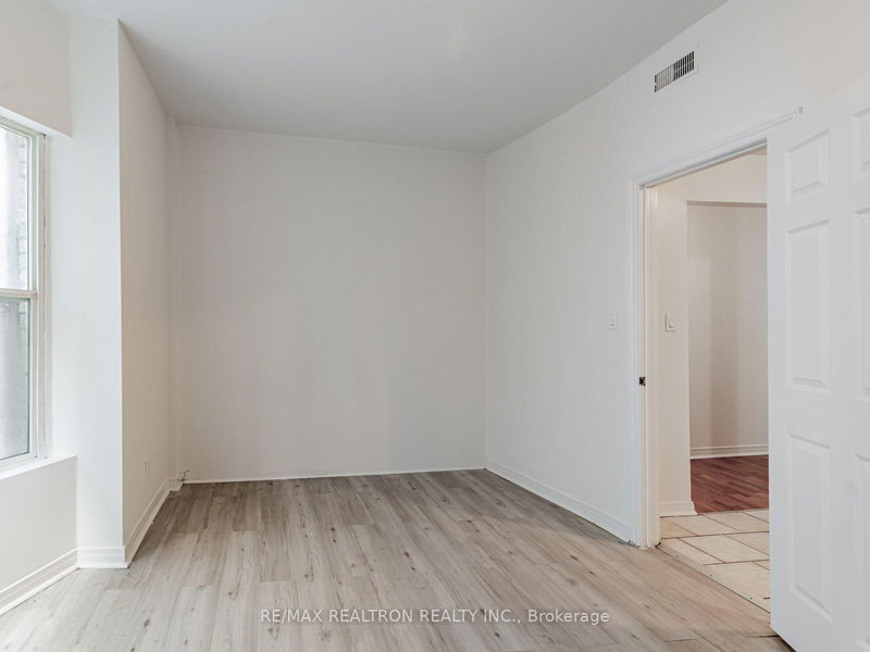 Room2
