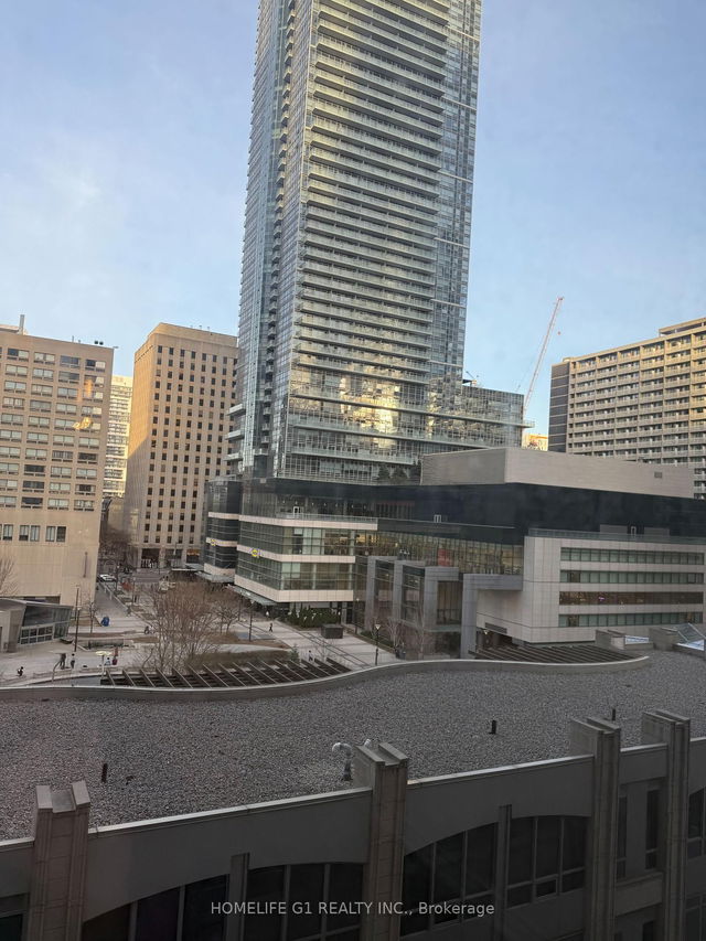503 - 761 Bay Street