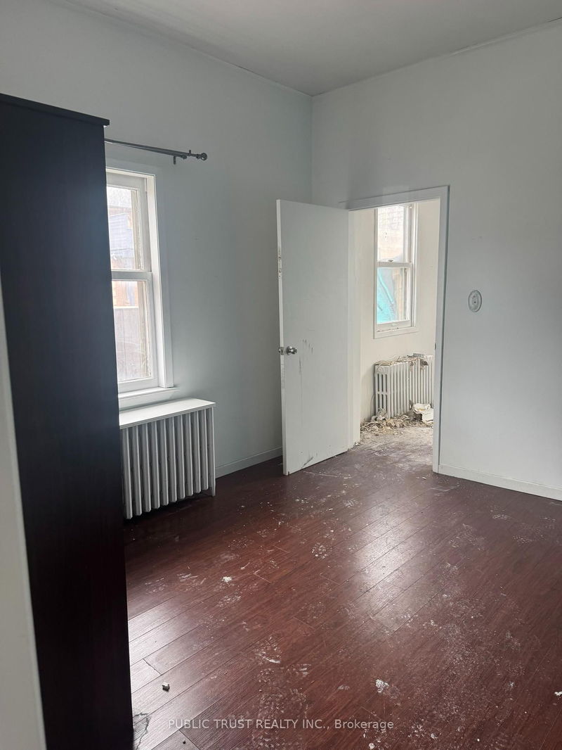 Room2