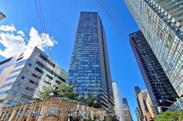 1202 - 832 Bay Street