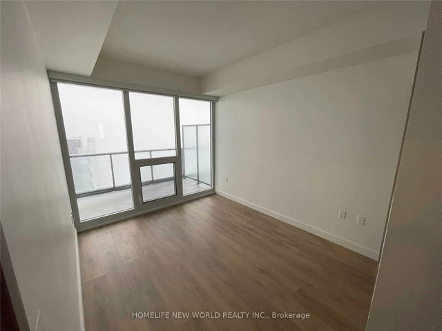 4005 - 95 Mcmahon Drive