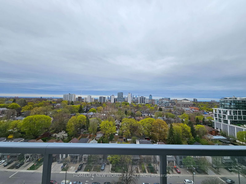 home for lease on 1607-25 Holly Street