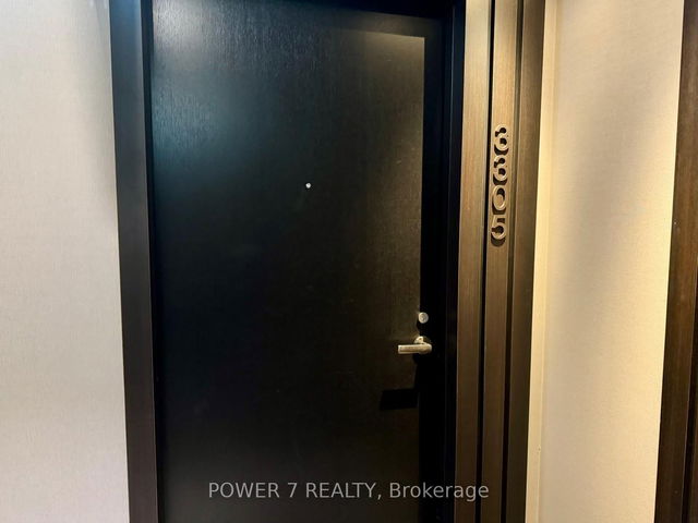 3305 - 501 Yonge Street