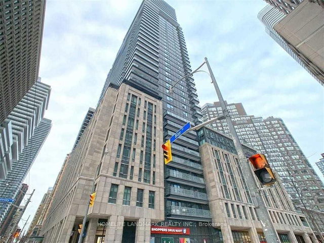 1713 - 955 Bay Street