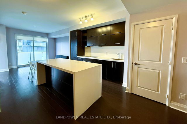 2106 - 1080 Bay Street