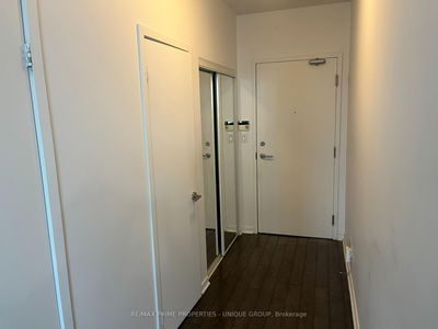 Unit 907 — 120 Dallimore Circ, Toronto - Banbury-Don Mills image-0-1