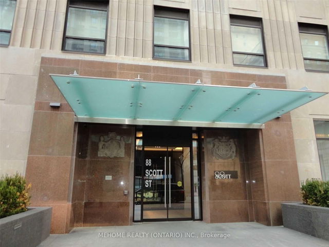 2403 - 88 Scott Street
