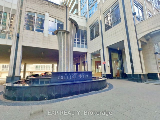 1808 - 761 Bay Street