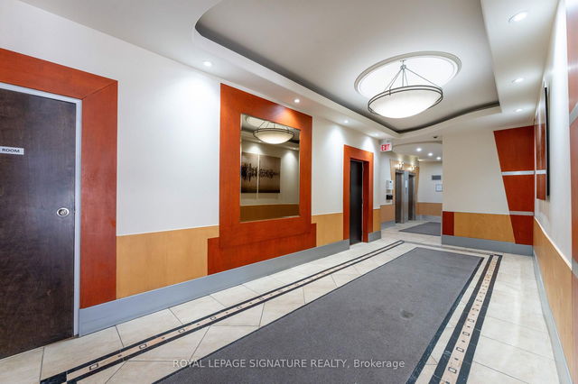 802 - 5949 Yonge Street