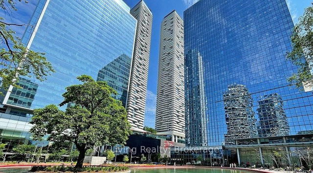 Unit 5305 - 100 Harbour Street