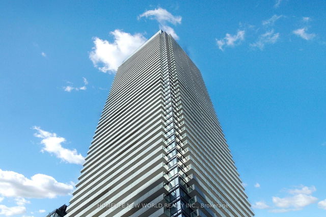 912 - 501 Yonge Street