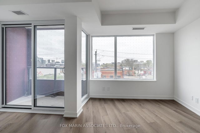 403 - 5 Lakeview Avenue