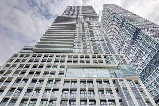 4005 - 251 Jarvis Street